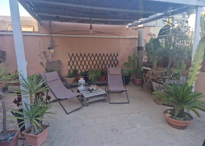 La Casa Di Melina - Home Book & Green Lovely Terrace